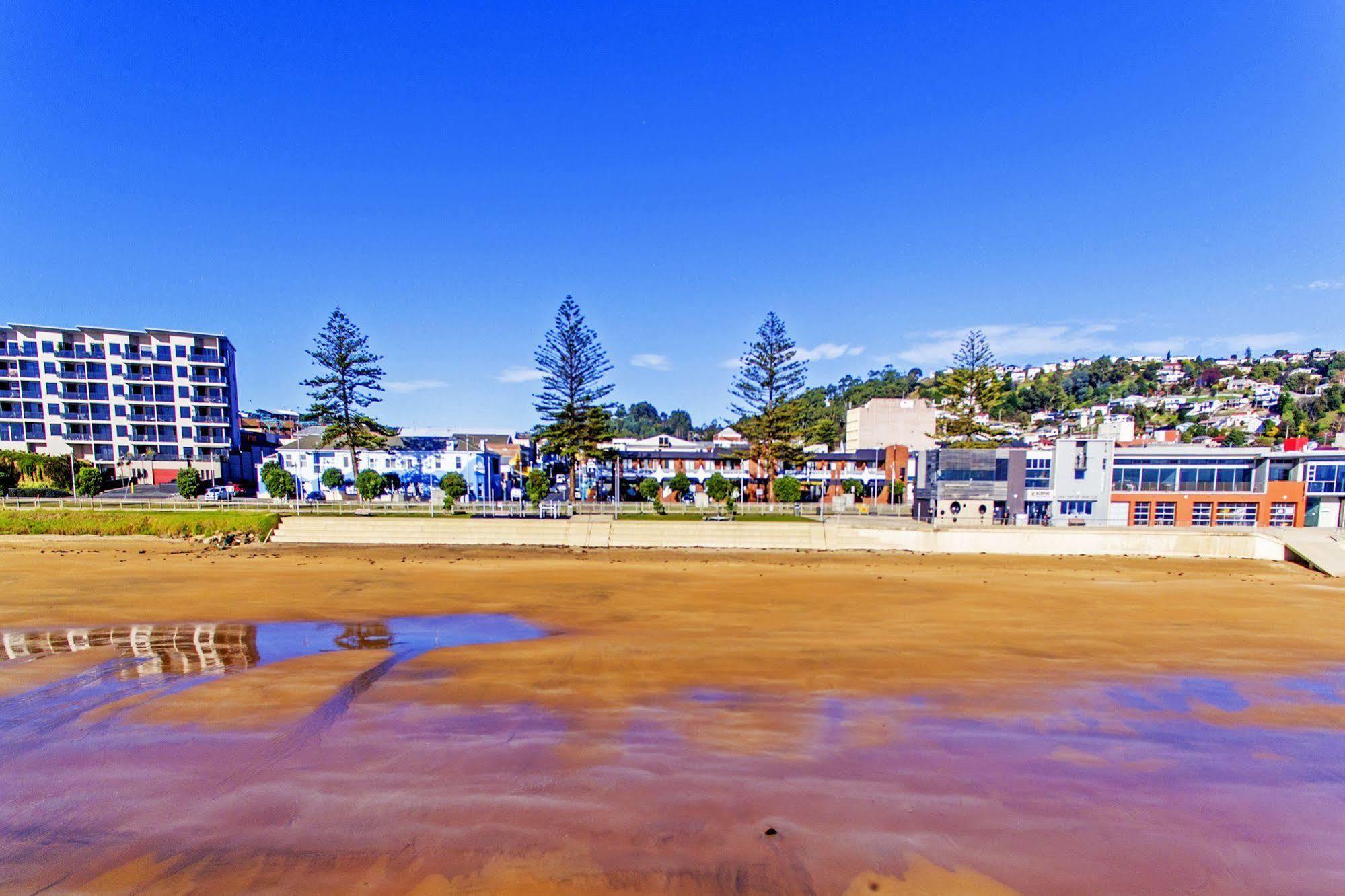 Beachfront Voyager Motor Inn Burnie Kültér fotó